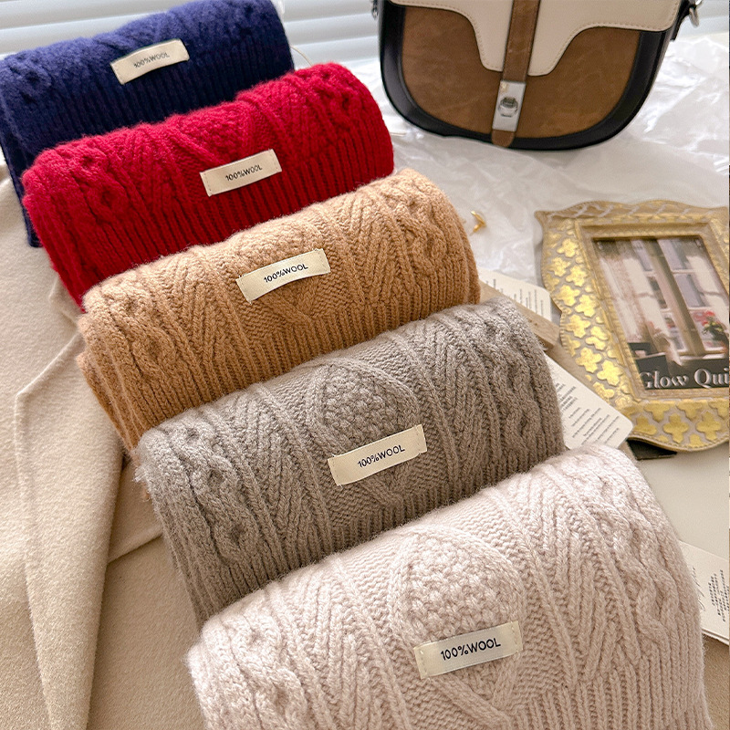 Luxury 100% Wool Scarf Women M - Cable Management Sleeve avaliação e preço
